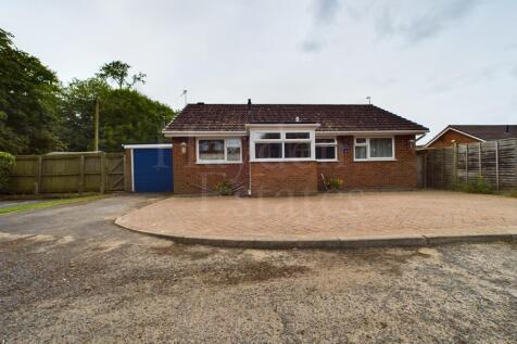 Lodge Close, Bewdley, DY12 1DN 2 bed bungalow for sale