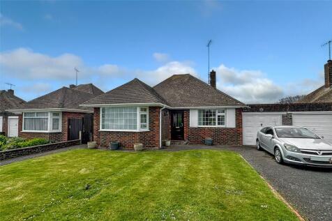 Evelyn Avenue, Rustington... 2 bed bungalow for sale