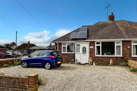 Plantation Way, Worthing, West Sussex 2 bed bungalow for sale