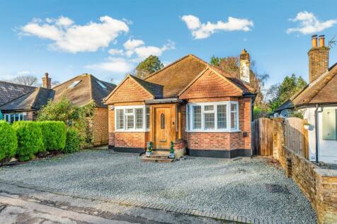 The Green, Dorking Road, Tadworth 3 bed detached bungalow for sale