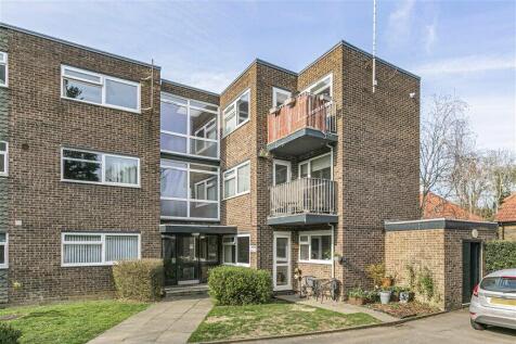 Harpenden AL5 2 bed flat for sale