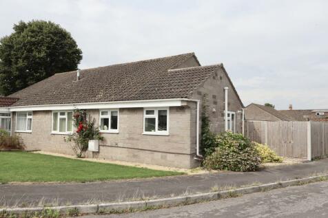 2 bedroom semi-detached bungalow for sale