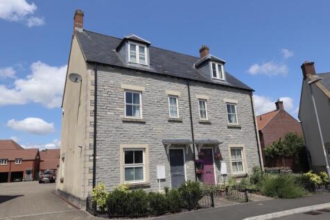 Clarks Meadow, Shepton Mallet, Somerset 3 bed townhouse for sale
