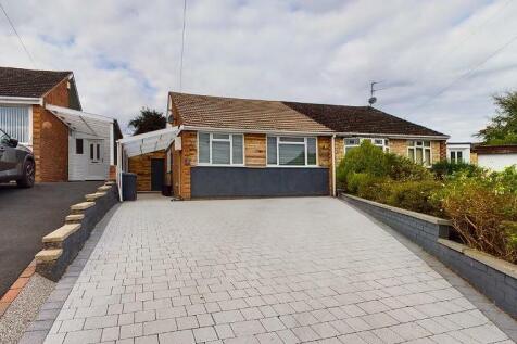 2 bedroom semi-detached bungalow for sale
