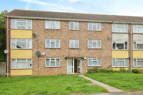 2 bedroom ground floor flat for sale