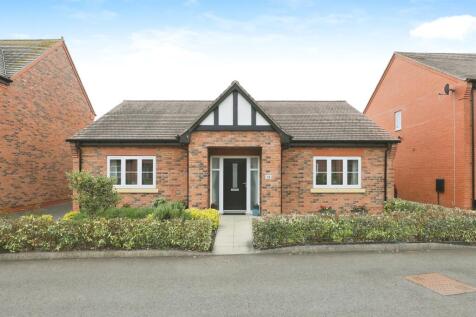 2 bedroom detached bungalow for sale