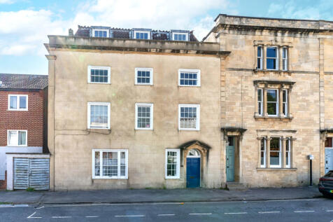 BRISTOL BS6 2 bed ground floor flat for sale
