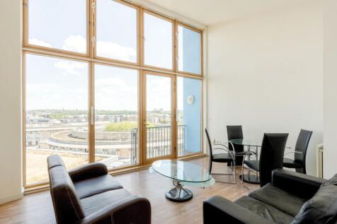 1 bedroom flat for sale