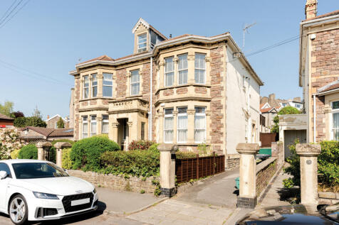 59 Logan Road, Bristol BS7 2 bed maisonette for sale