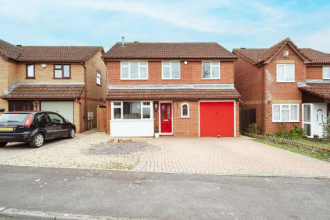 Bradley Stoke, Bristol BS32 4 bed detached house for sale