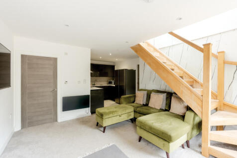 Whitehouse Lane, Bristol BS35 3 bed cottage for sale