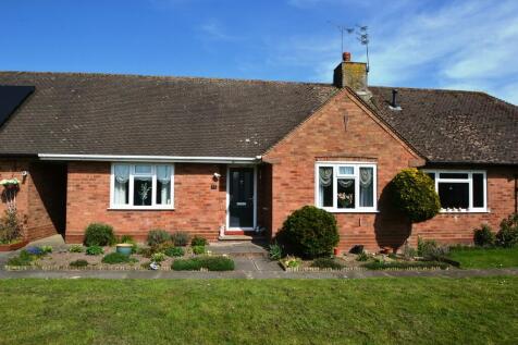 2 bedroom terraced bungalow for sale