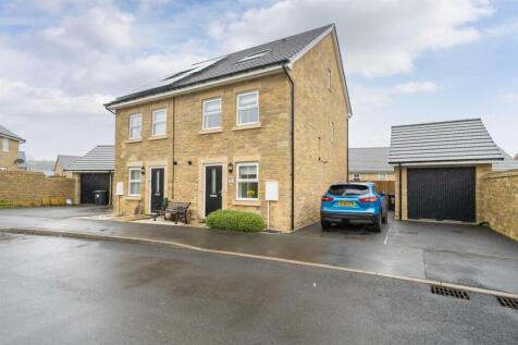 Hill Head Drive, Buxton 4 bed house for sale