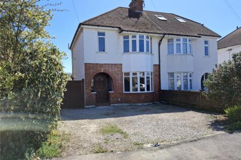 Broad Road, Eastbourne, East Sussex 3 bed semi