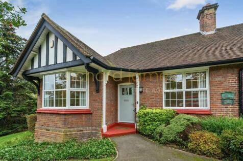 Hammers Lane, Mill Hill, London 2 bed bungalow for sale