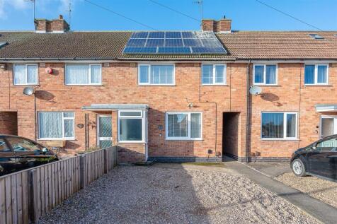 3 bedroom terraced house for sale