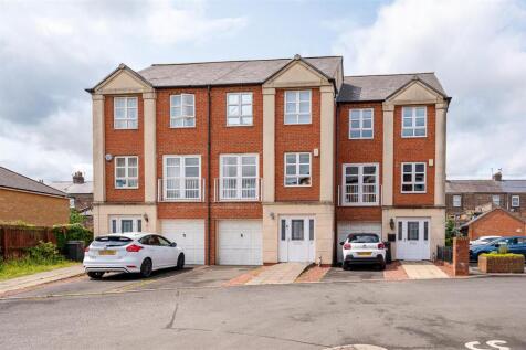 Martins Court, York, YO26 4WS 4 bed townhouse for sale