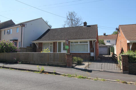 Portland Road, Street 2 bed bungalow for sale