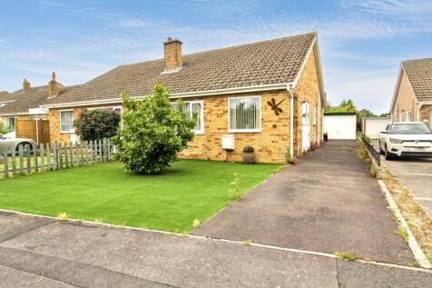 Poplar Road, Street 2 bed bungalow for sale