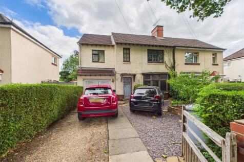 Kettell Avenue, Crewe, Cheshire, CW1 3NJ 3 bed semi
