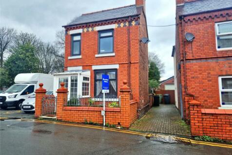 2 bedroom detached house for sale