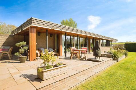 3 bedroom bungalow for sale