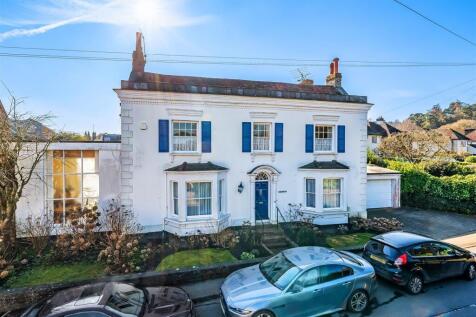 Godstone Road, Old Oxted 5 bed detached house for sale