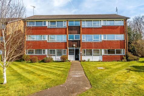Master Close, Oxted 2 bed flat for sale