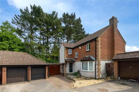 Reedsdale, Bedfordshire LU2 4 bed detached house for sale