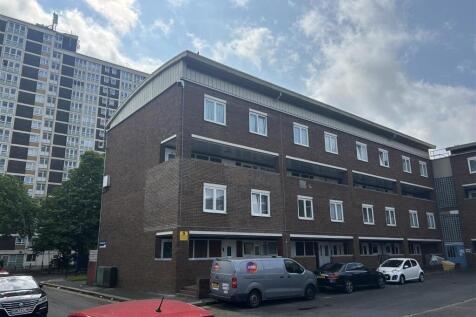 2 bedroom flat for sale