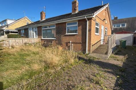 2 bedroom semi-detached bungalow for sale