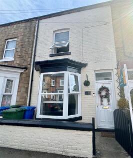Spring Bank, Scarborough 2 bed terraced house for sale