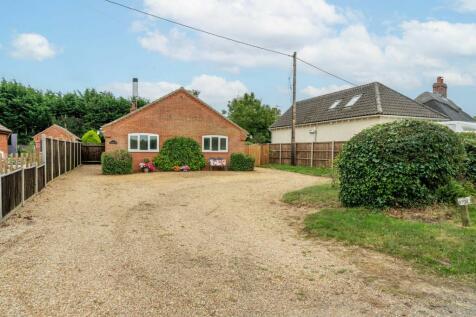 3 bedroom detached bungalow for sale