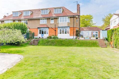 5 bedroom semi-detached house for sale