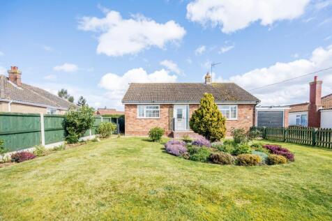 Sandy Lane, Southrepps 2 bed detached bungalow for sale