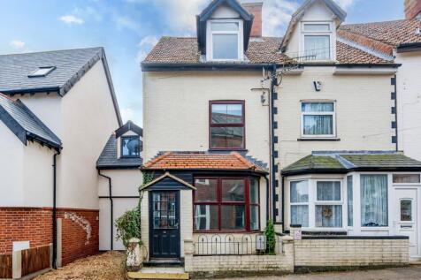 Harbord Road, Cromer 4 bed link detached house for sale