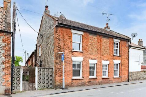 High Street, Mundesley 1 bed cottage for sale