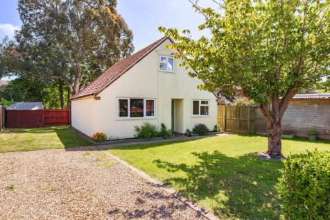 Upper Staithe Road, Stalham 3 bed chalet for sale