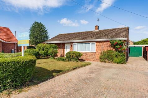 3 bedroom detached bungalow for sale