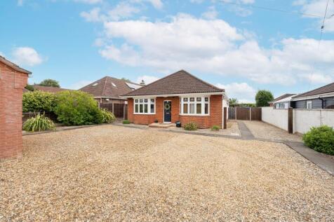 5 bedroom chalet for sale