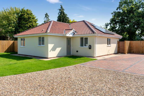 3 bedroom detached bungalow for sale