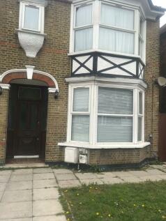 4 bedroom maisonette for sale