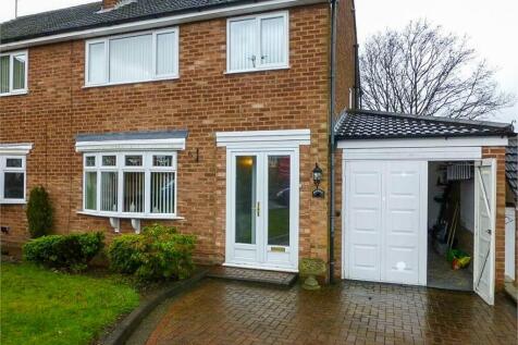 3 bedroom semi-detached house for sale
