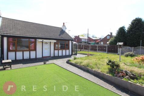 2 bedroom semi-detached bungalow for sale