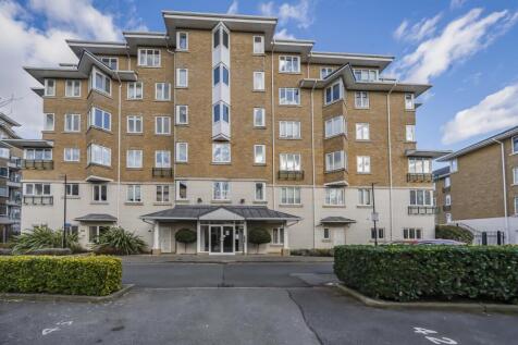 Birchgrove House, Kew 2 bed apartment for sale