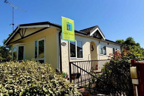 2 bedroom park home for sale
