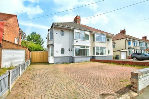 3 bedroom semi-detached house for sale