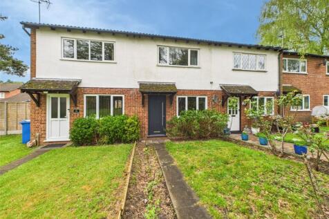 2 bedroom terraced house for sale