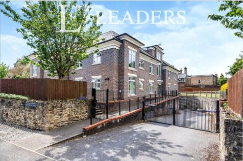 Herons Crest, Cross Lanes, Guildford 2 bed apartment for sale