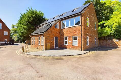Princes Risborough HP27 1 bed apartment for sale